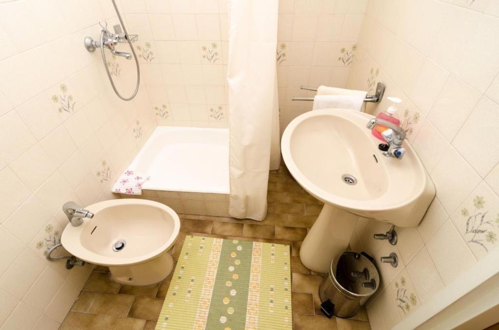 Apartments Anka ตริสเตโน ภายนอก รูปภาพ