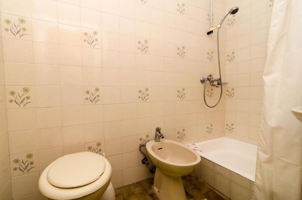 Apartments Anka ตริสเตโน ภายนอก รูปภาพ
