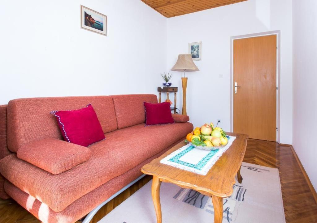 Apartments Anka ตริสเตโน ภายนอก รูปภาพ